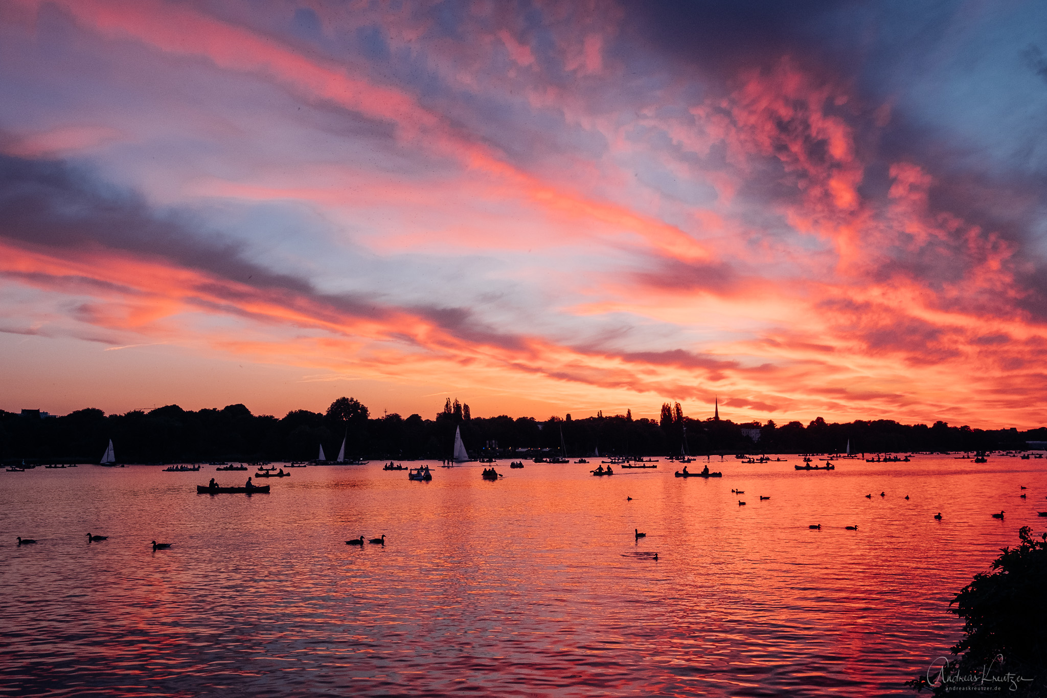 Außenalster-im-Abendlicht_X2174208.jpg