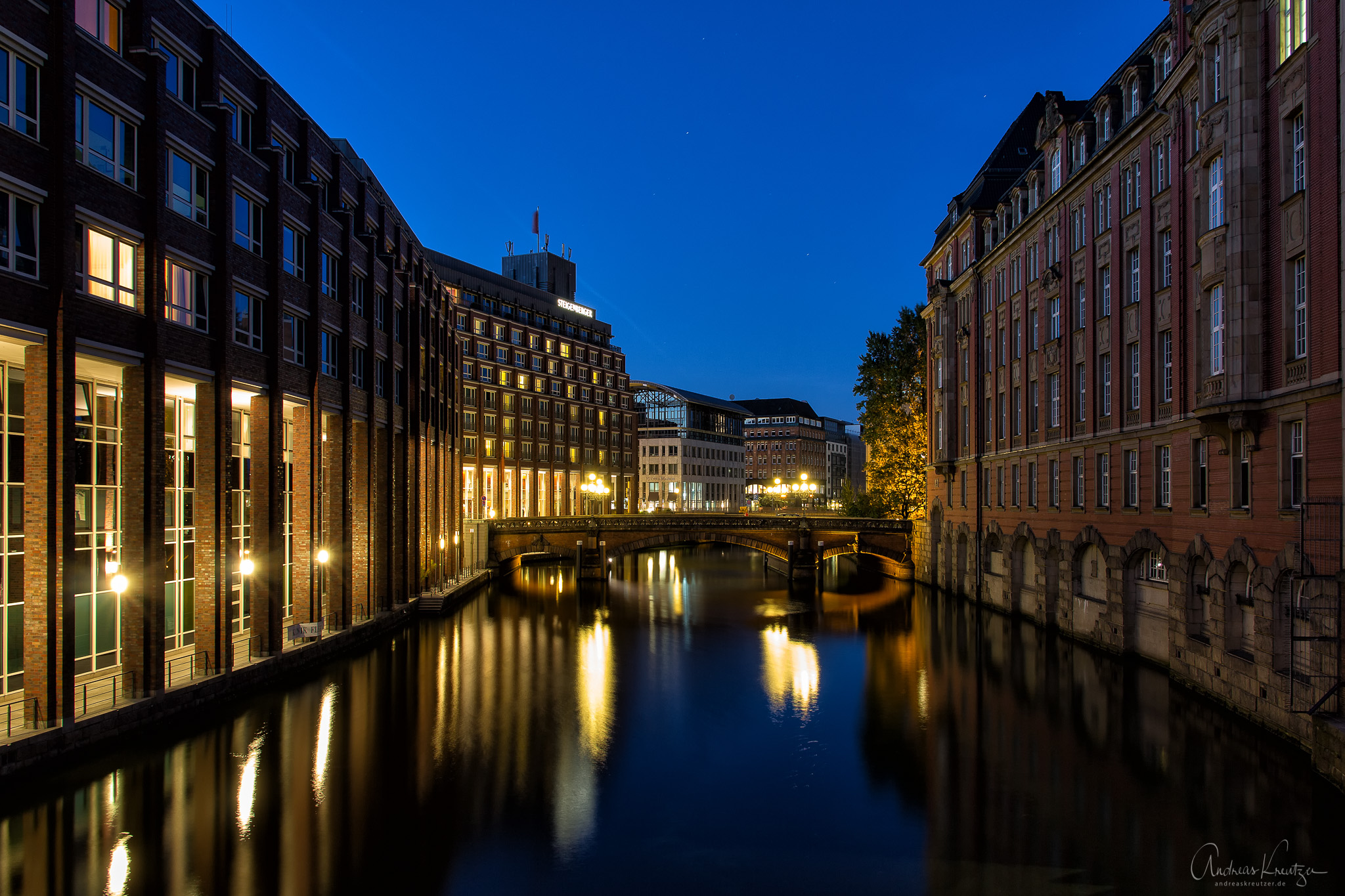 Blick-auf-die-Heiligengeistbruecke_IMG_4397-Bearbeitet.jpg