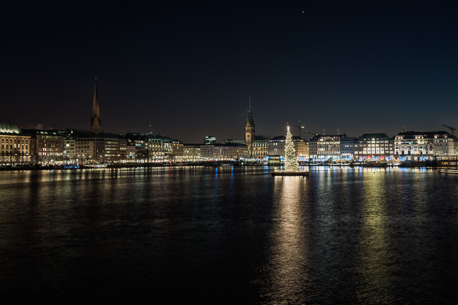 Binnenalster im Dezember DSC01038-Bearbeitet.jpg