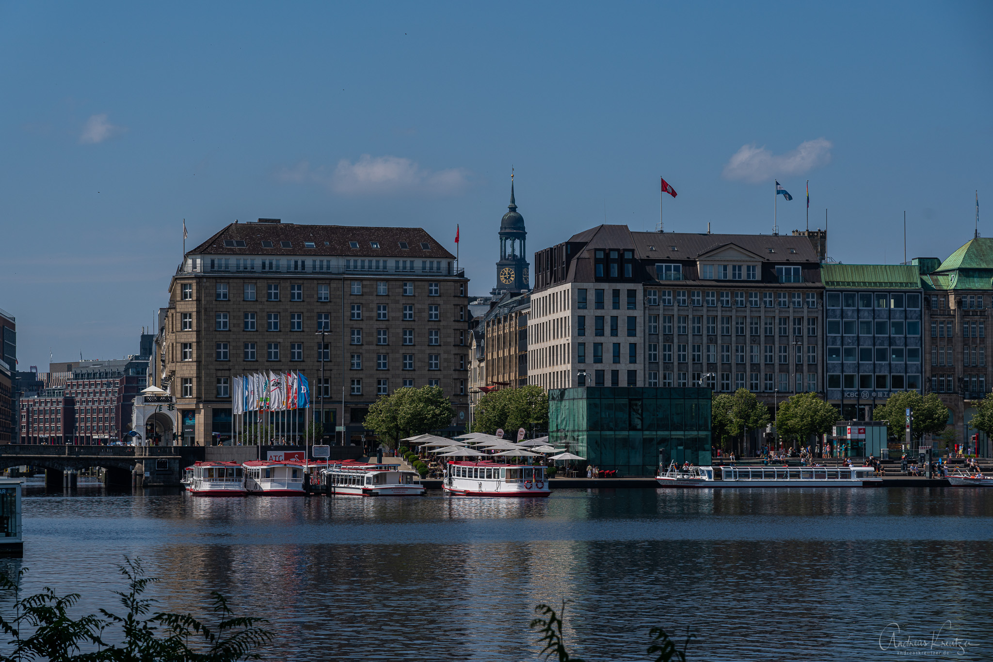 Jungfernstieg_Hamburg_DSC06839.jpg