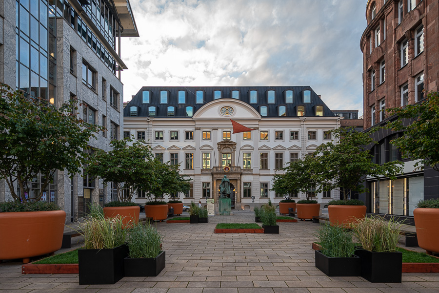 Goertz-Palais_Hamburg_DSC07276.jpg