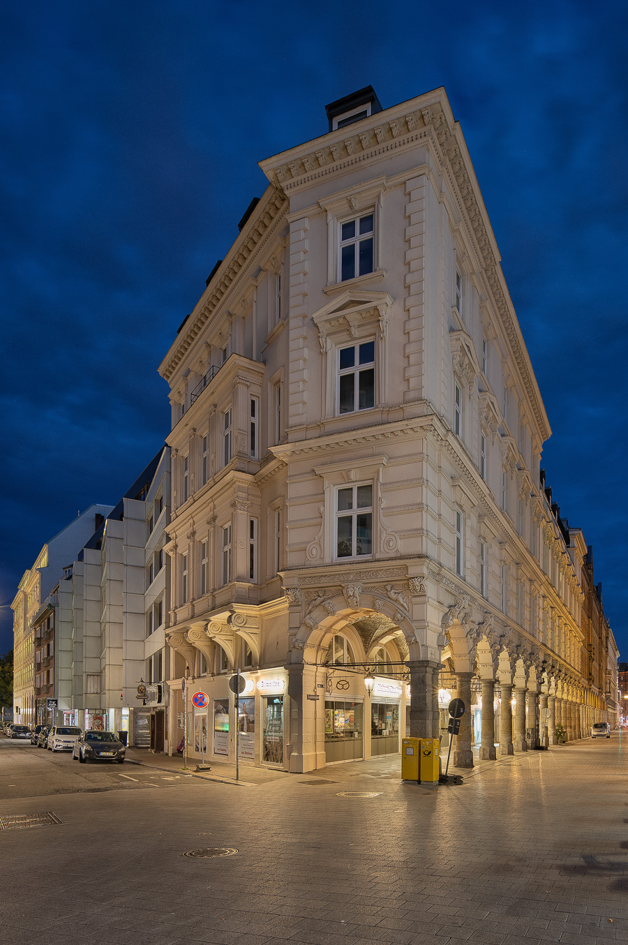 Colonnaden Hamburg_081A8870-Bearbeitet.jpg