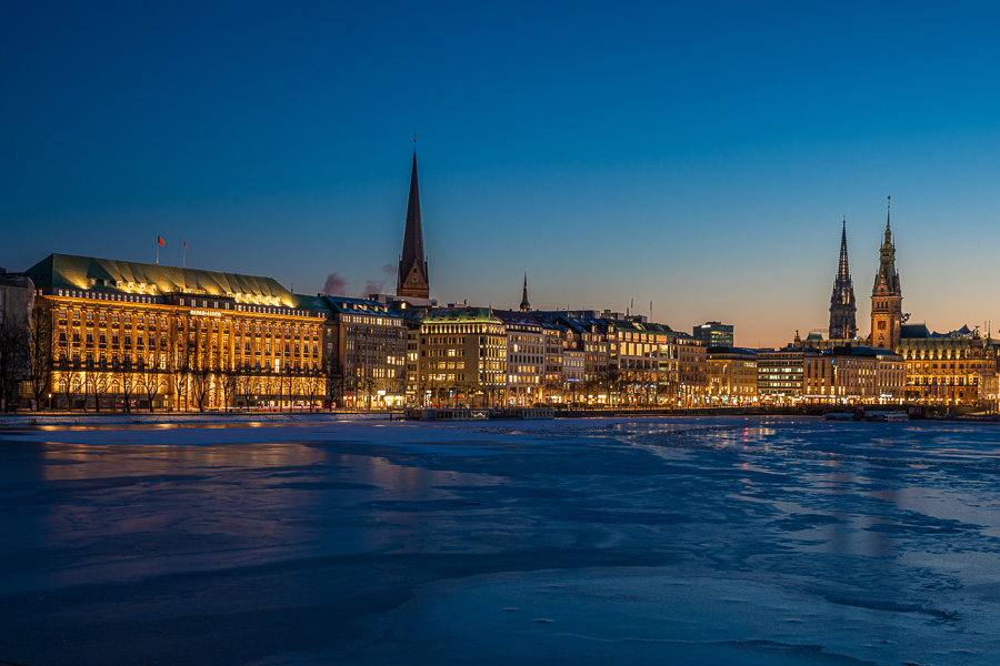 Hamburger Binnenalster Hamburger-Binnenalster_Hamburg_DSC04043.jpg