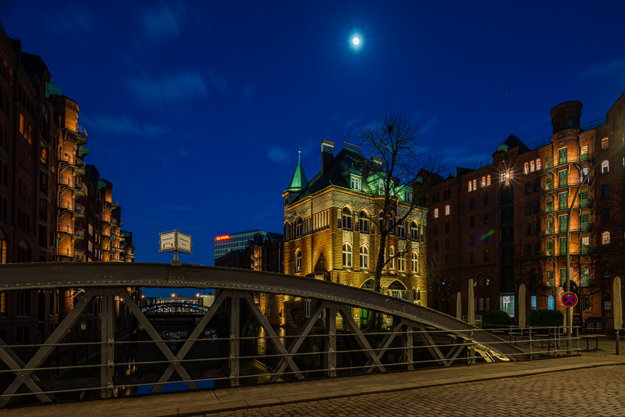 Wasserschloss Wasserschloss_Hamburg_DSC04435.jpg