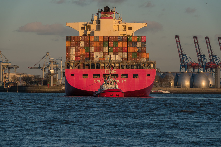 ONE-Containerschiff_DSC00292.jpg