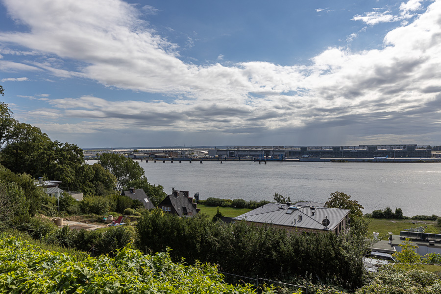 Blick auf Airbus Blankenese_081A0143.jpg