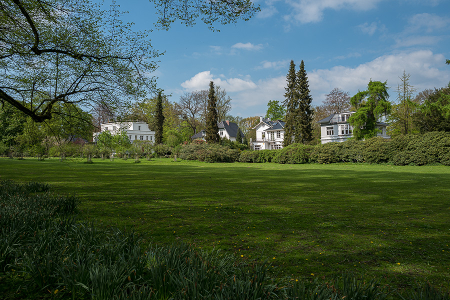 Villen am Hirschpark L1020104.jpg