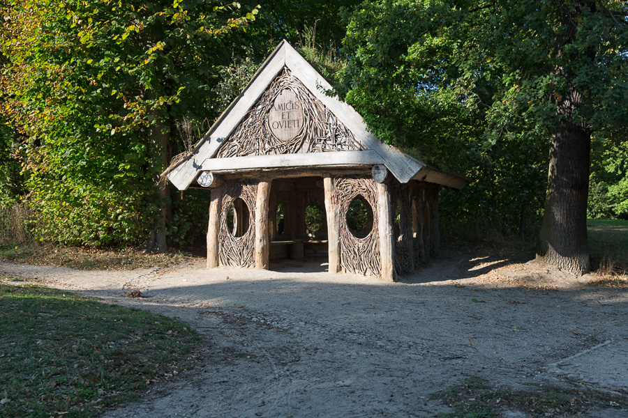 Eierhuette im Jenisch Park ZN5A6343-Bearbeitet.jpg
