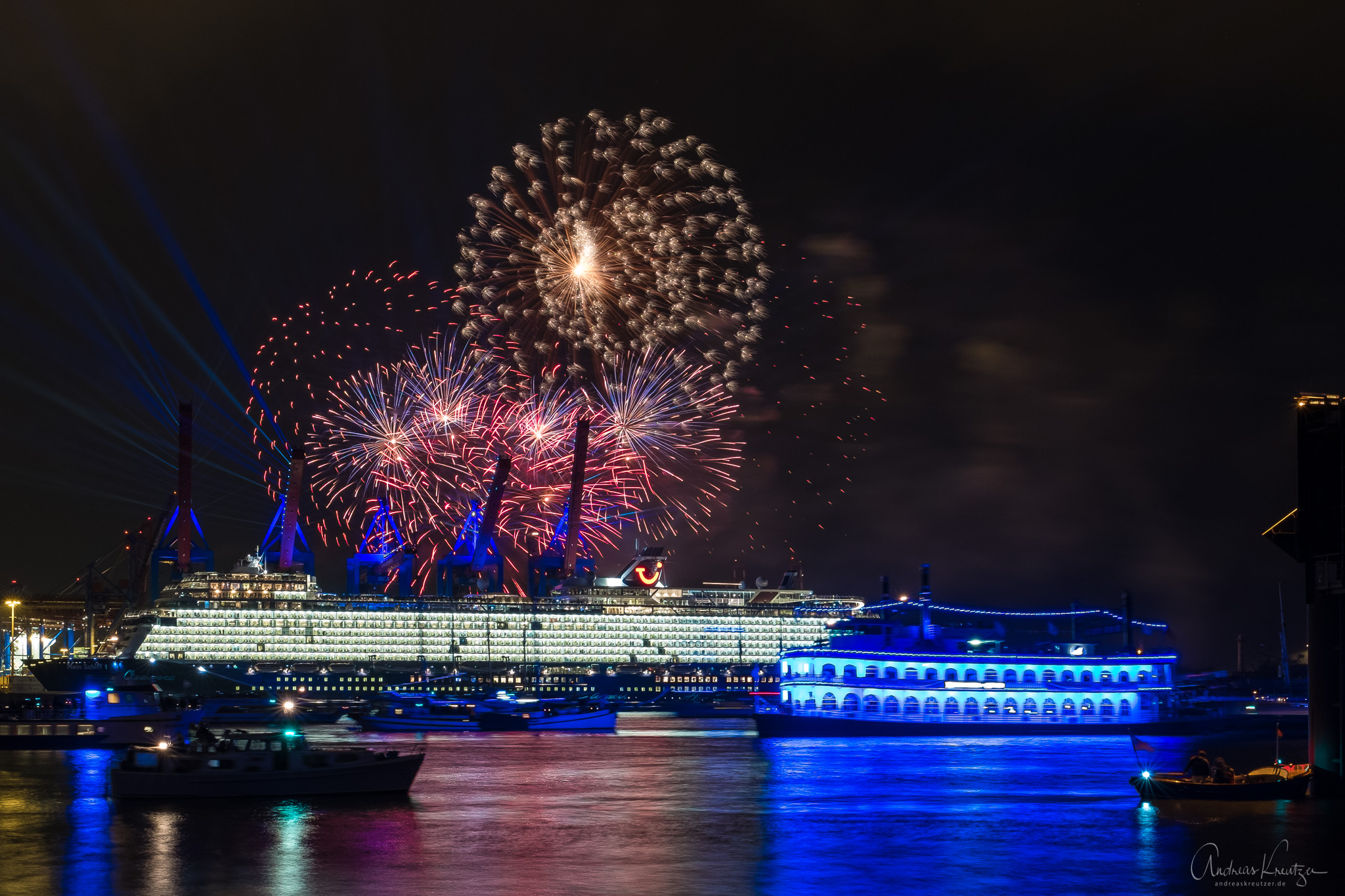 Taufe Der Mein Schiff 1 In Hamburg Andreas Kreutzer