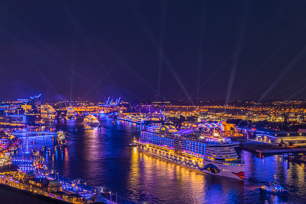 Auslaufparade Cruise Days 2019 5M494027.jpg