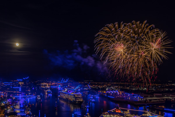 Auslaufparade Cruise Days 2019 5M494205.jpg