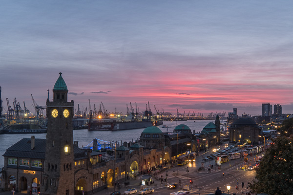 Sonnenuntergang am Hafen DSCF8259-Bearbeitet.jpg