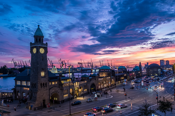 Sonnenuntergang am Hamburger Hafen DSCF9583.jpg