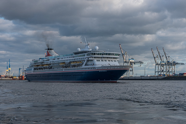 H1191421.jpg H1191421.jpg