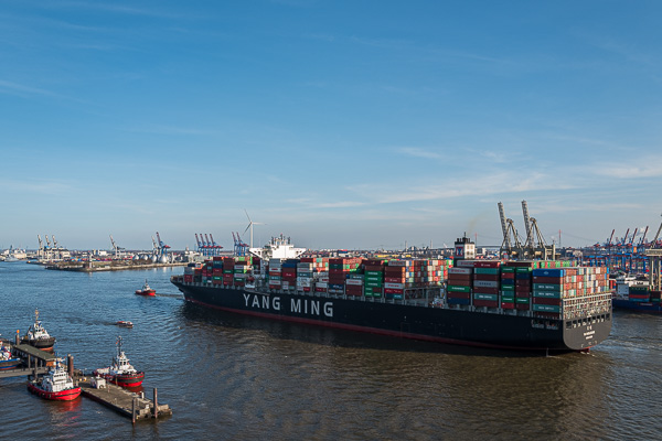 Hamburger Hafen L1000990.jpg