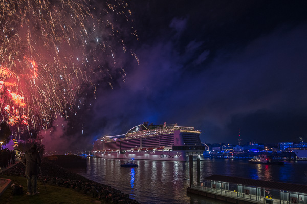 Taufe der MSC Grandiosa in Hamburg Taufe_MSC_Grandiosa_H1191870.jpg
