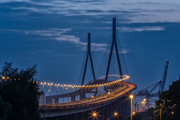 Koehlbrandbruecke ZN5A1327-Bearbeitet.jpg