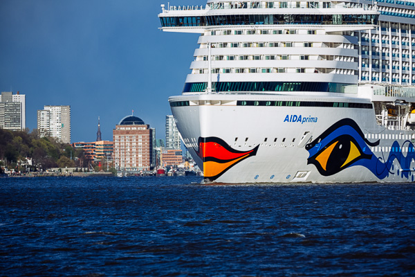 AIDAprima in Hamburg V ZN5A7392-Bearbeitet.jpg