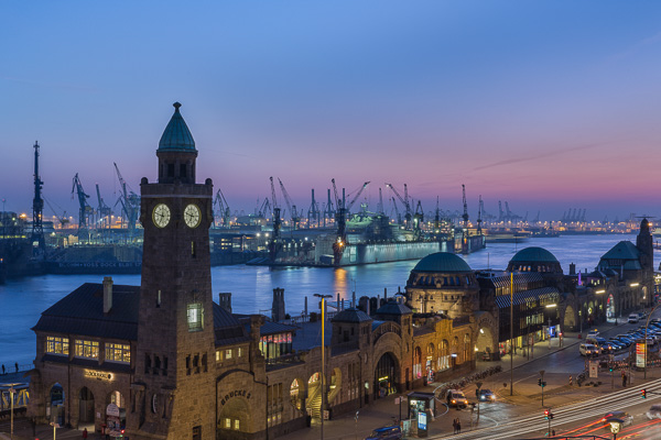 Landungsbruecken ZN5A8420-Bearbeitet-2.jpg