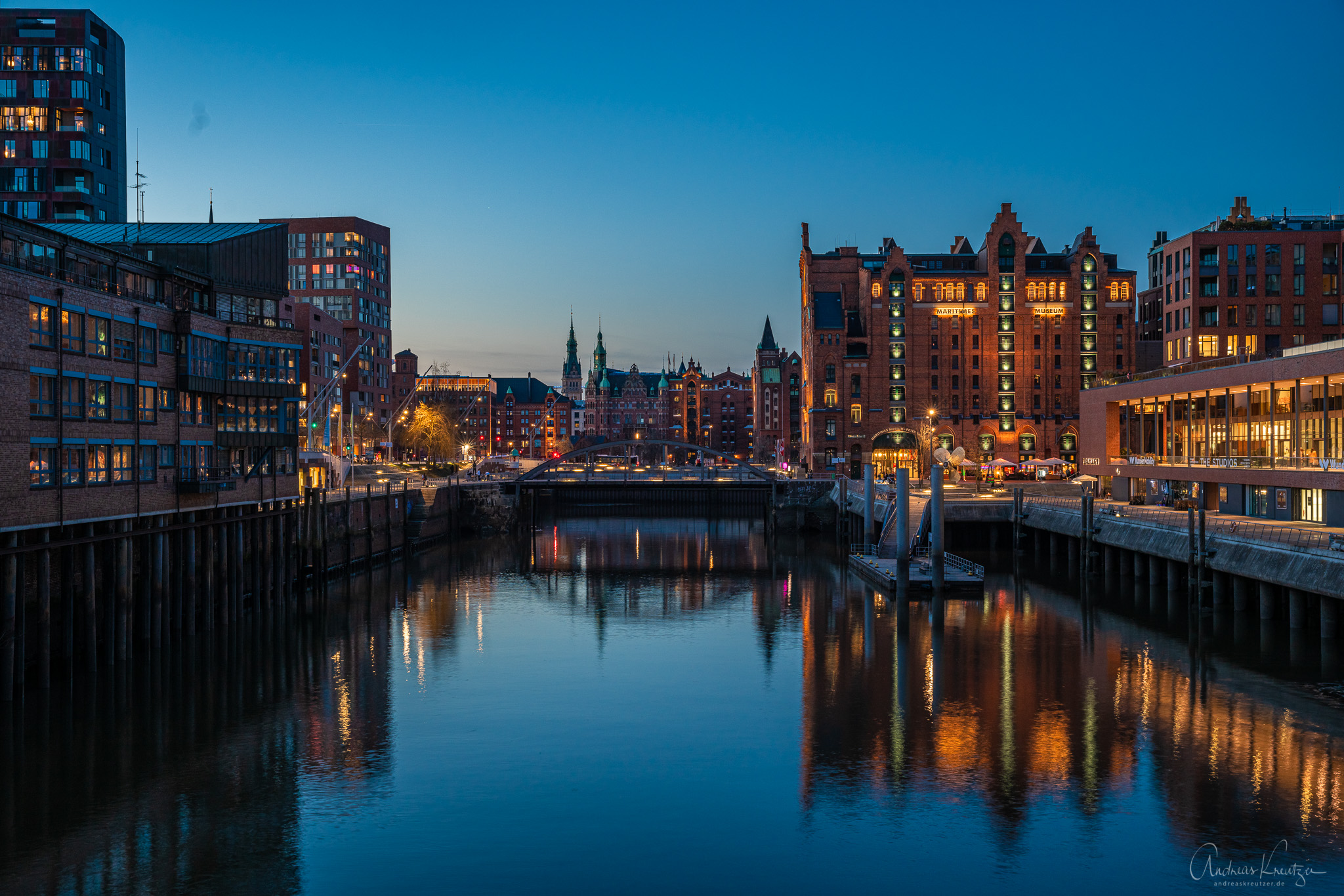 Magdeburger-Hafen_Hamburg_DSC04229.jpg