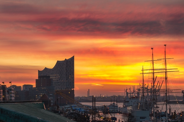 Hafen im Morgenlicht DSC01569.jpg