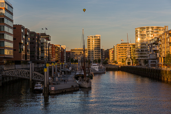 Traditionsschiffhafen ZN5A4701.jpg