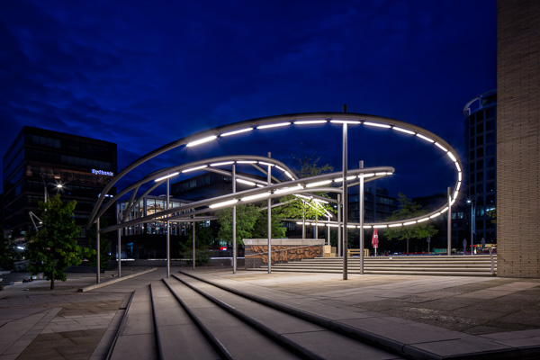 Lichterbogen auf den Magellan Terrassen I ZN5A4788-Bearbeitet.jpg