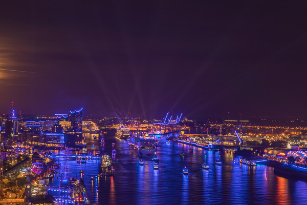 Auslaufparade Cruise Days 2019 5M494052.jpg