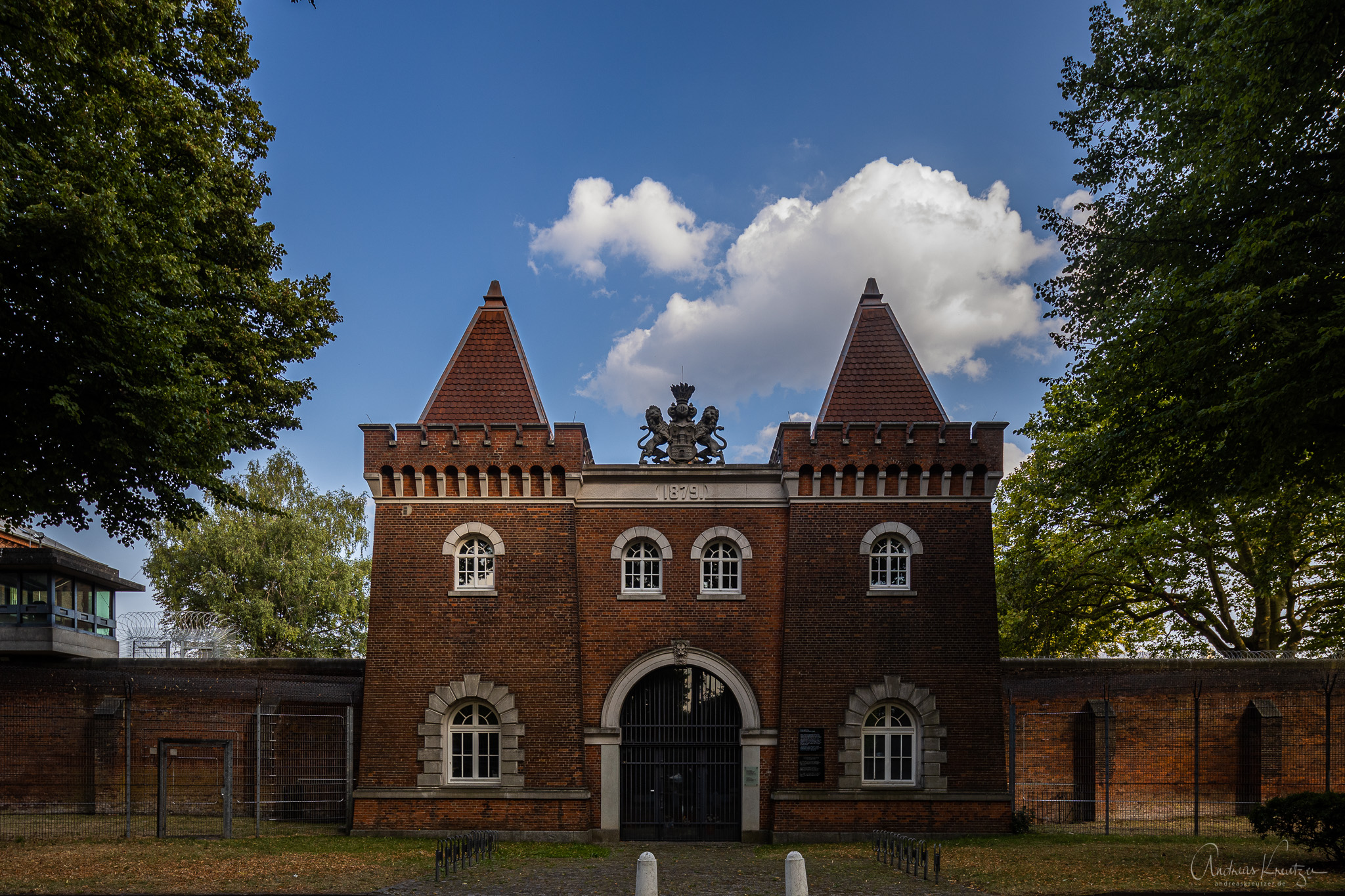 Altes-Torhaus---KZ-Gedenkstaette-Fuehlsbuettel_081A9496.jpg