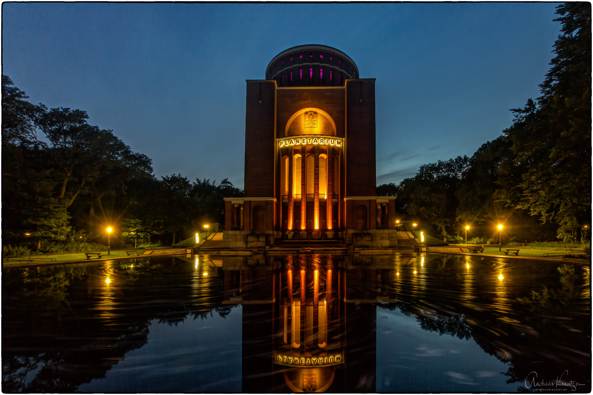 Planetarium-Hamburg_IMG_3673_4_5_fused-Bearbeitet.jpg