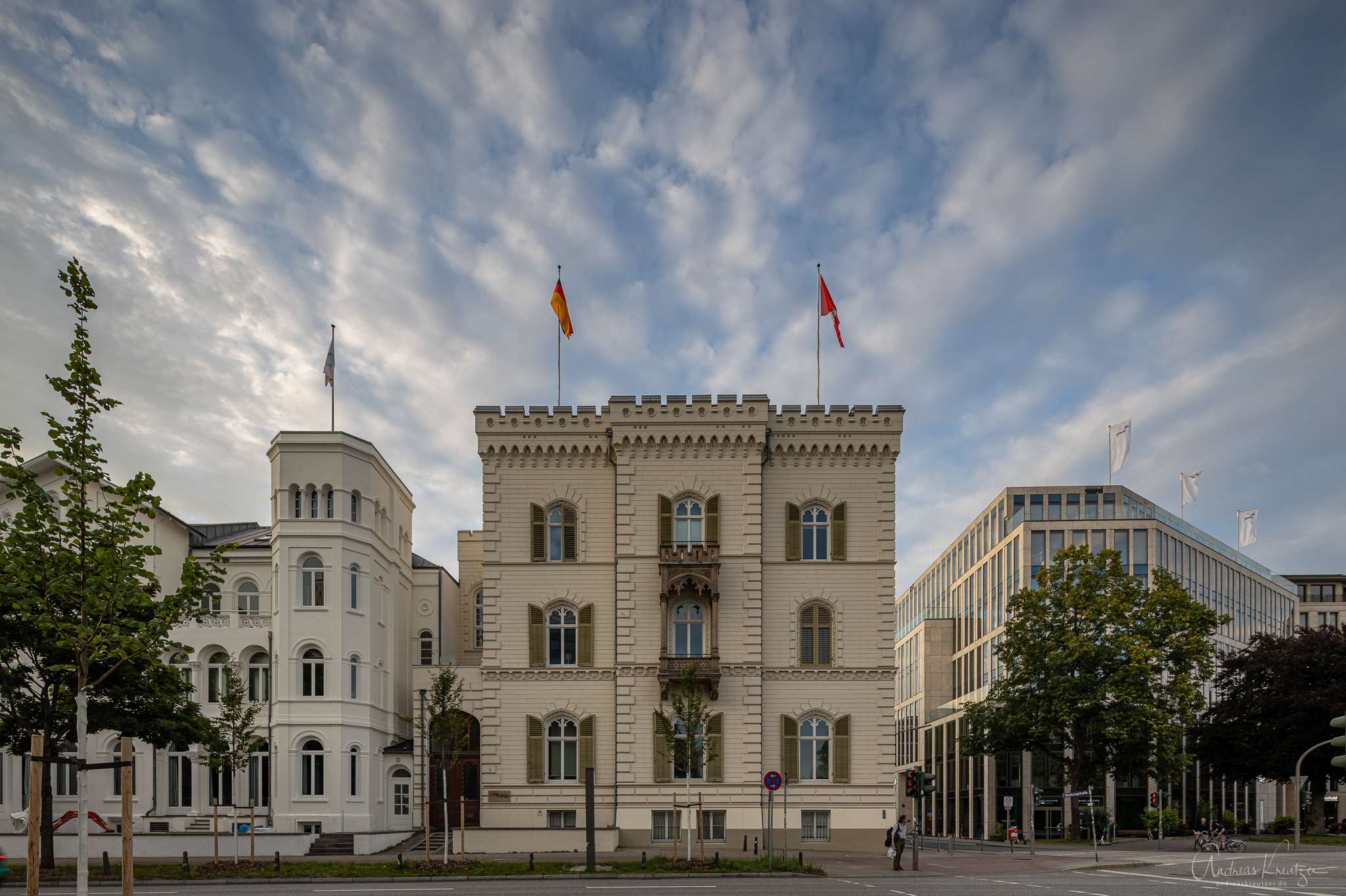 Stadtvilla-am-Alsterglacis_Hamburg_081A8754.jpg