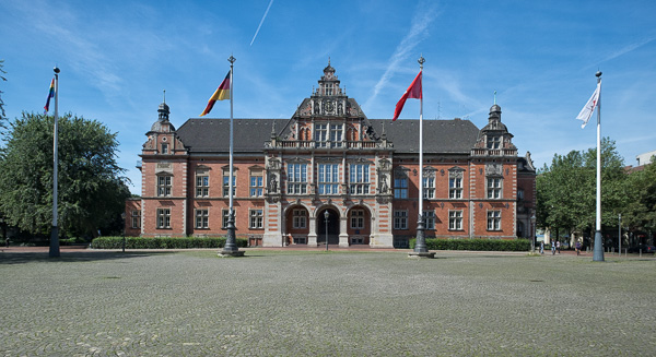 Harburger Rathaus DSCF5841-Bearbeitet.jpg