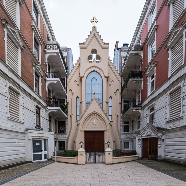Kirche Finkenau Hamburg_H1192253.jpg