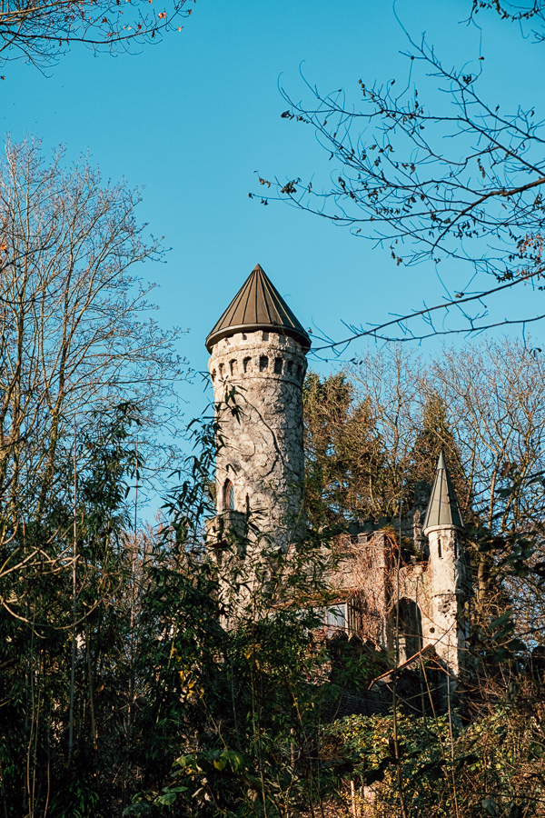 Henneburg in Hamburg Poppenbuettel Henneburg-in-Hamburg-Poppenbuettel_DSCF3211-Bearbeitet.jpg
