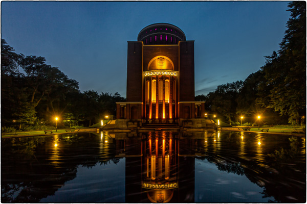 Planetarium-Hamburg_IMG_3673_4_5_fused-Bearbeitet.jpg