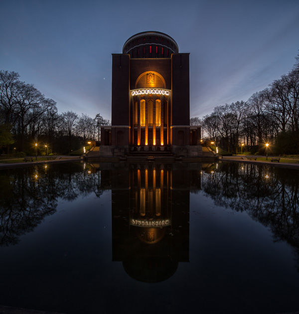 Planetarium Hamburg 190415 ZN5A0660-Bearbeitet.jpg