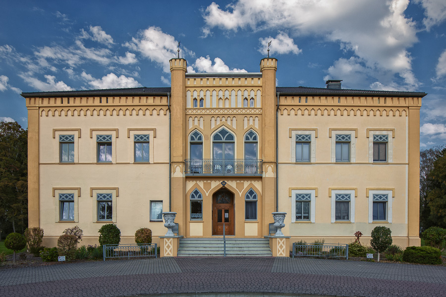 Gutshaus Brahlstorf 081A0978-Bearbeitet.jpg