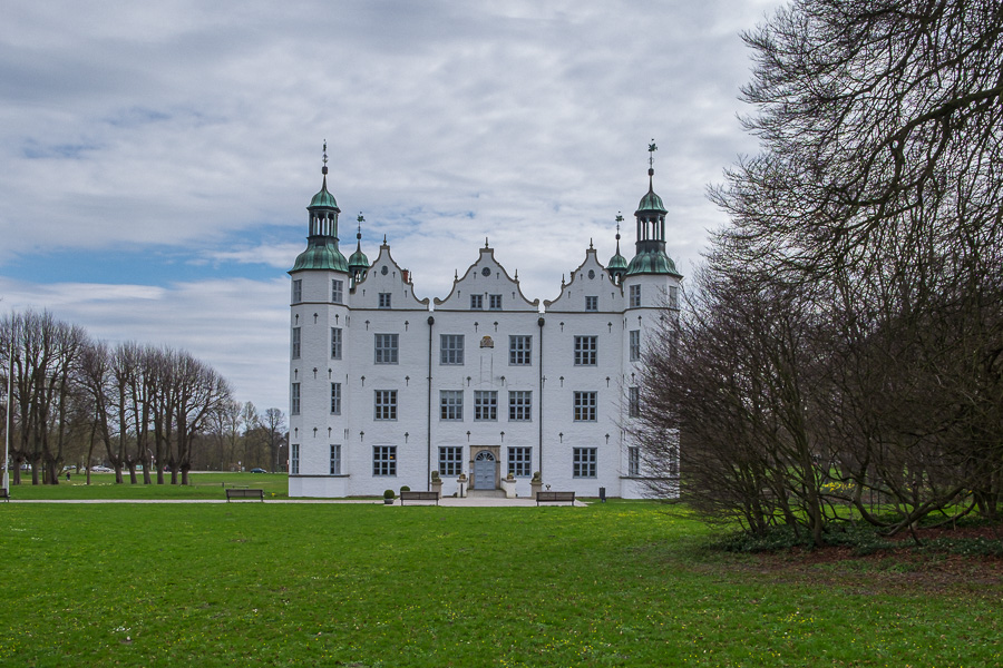 Ahrensburger Schloss Ahrensburger-Schloss__DSF1688.jpg