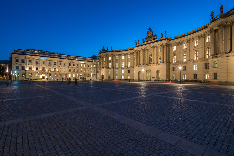 Bebelplatz in Berlin Berlin_DSC02146.jpg