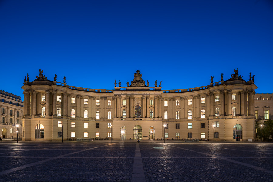 Humboldt Universität in Berlin Berlin_DSC02150.jpg