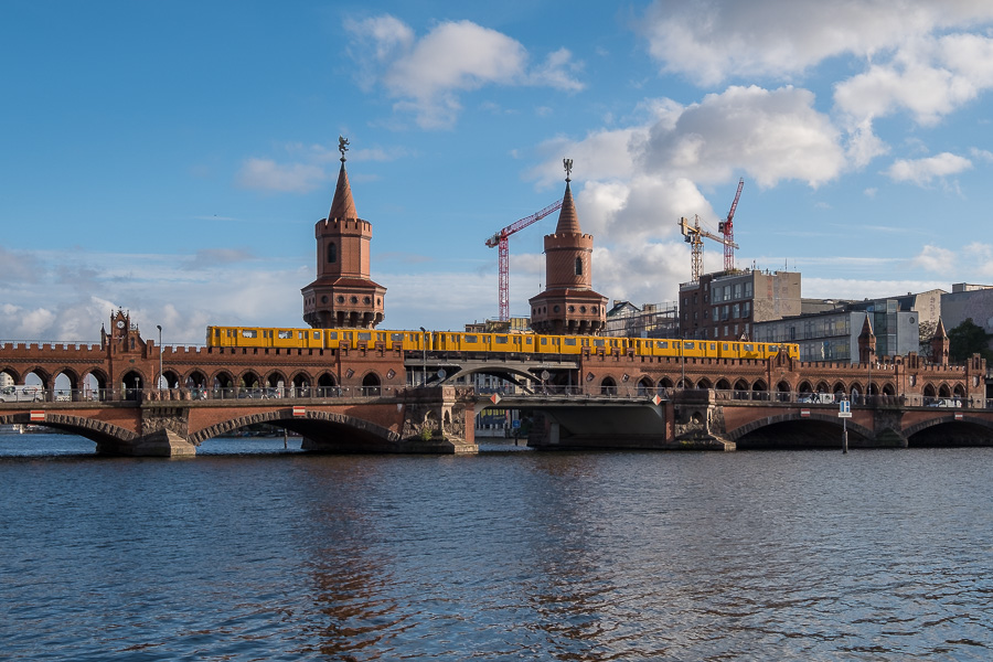 Oberbaumbrücke Berlin_DSCF0354.jpg