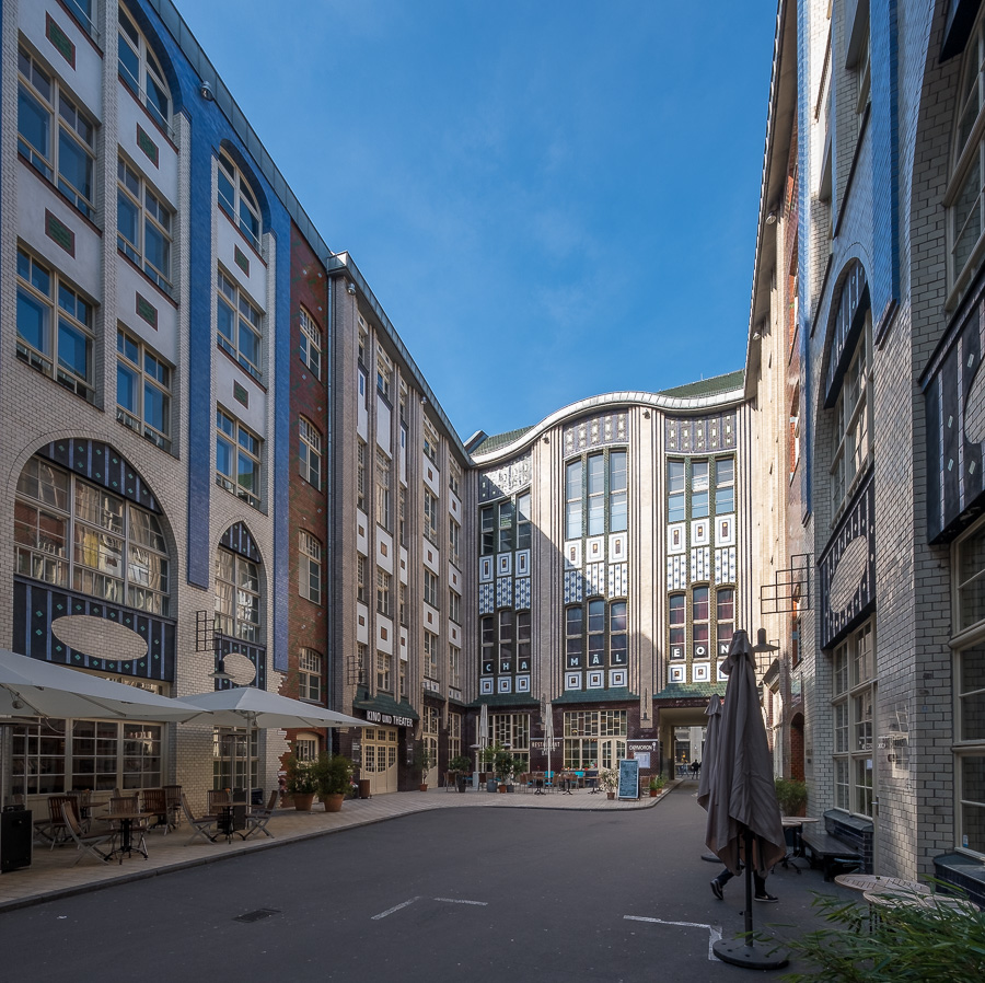 Hackesche Höfe H1192098.jpg