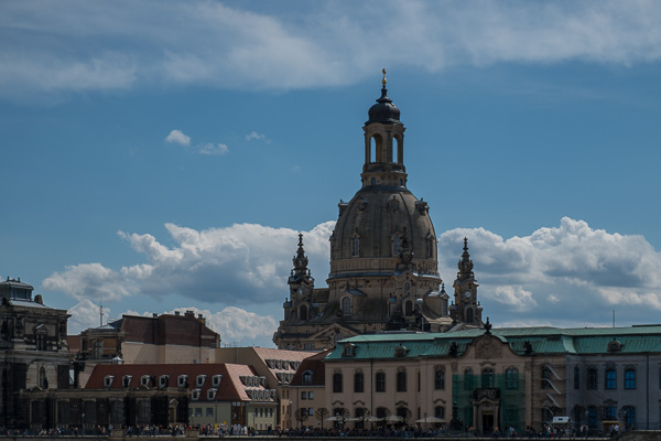 Frauenkirche in Dresden X2170773-Bearbeitet.jpg