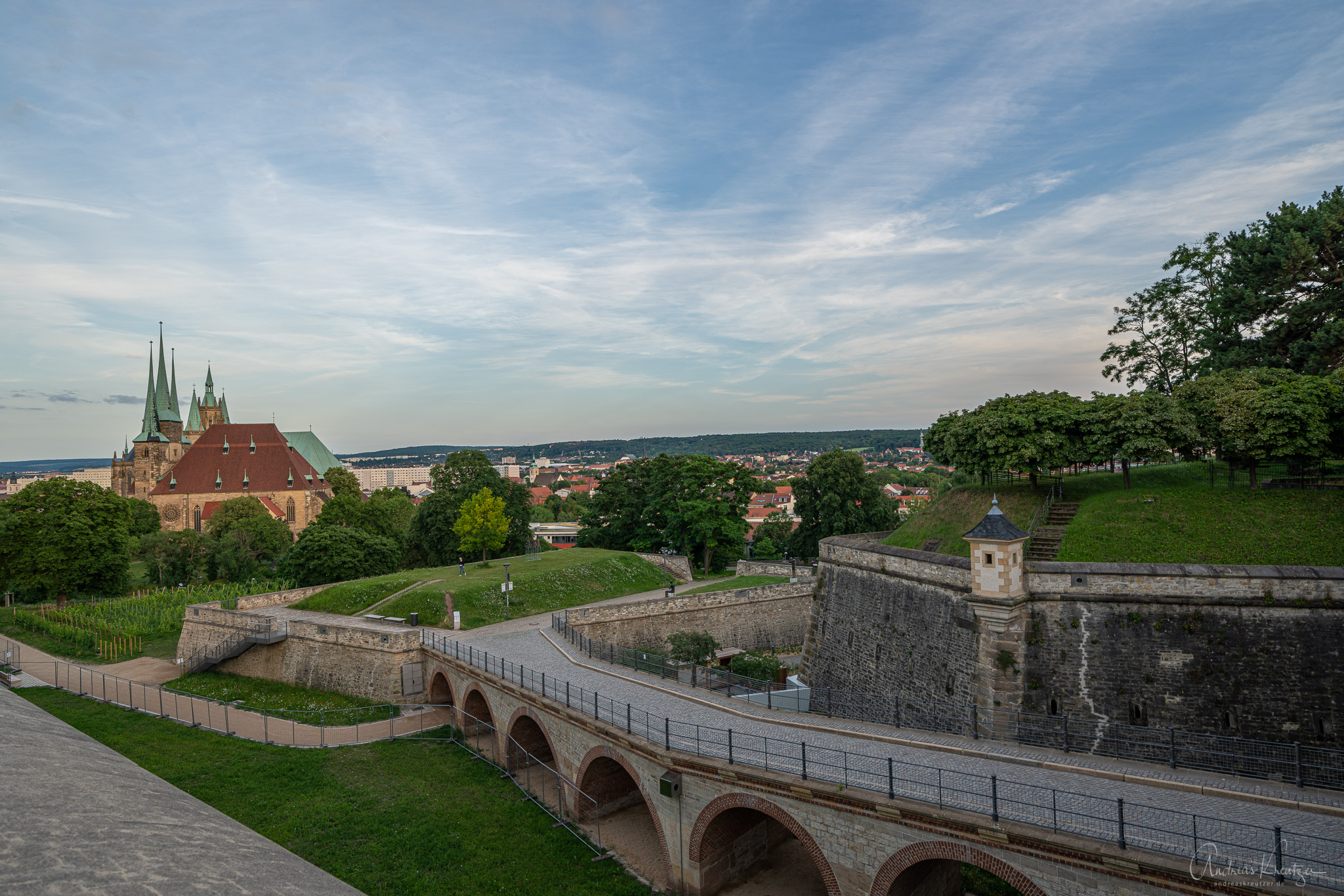 Blick-vom-Petersberg-auf-den-Dom_Erfurt_DSC06569.jpg