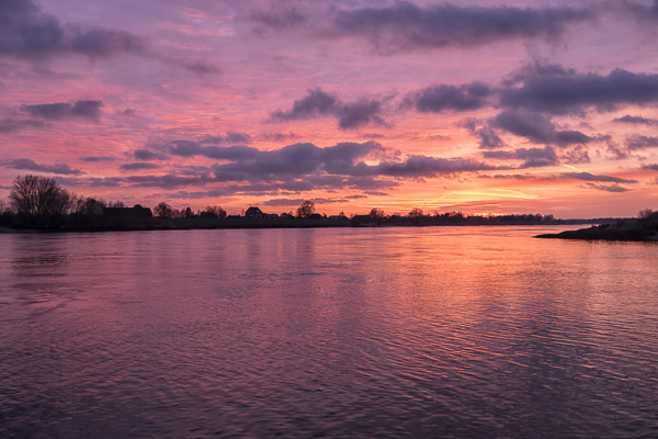 Sonnenuntergang an der Elbe 291214 II DSCF3288-Bearbeitet.jpg