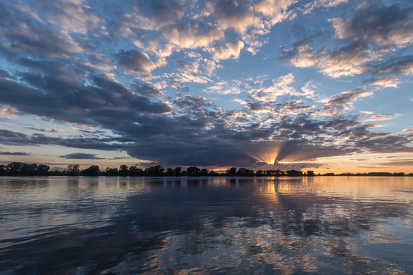 Abends an der Elbe DSCF7222-Bearbeitet.jpg