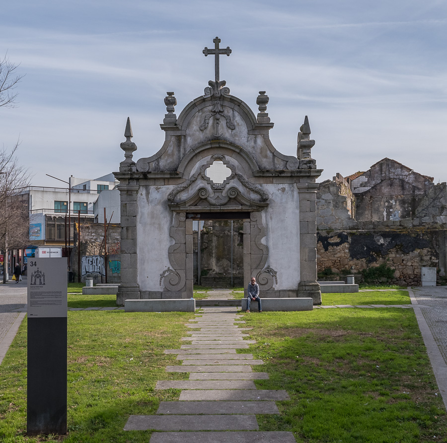 Capela de Santo Amaro H1191451-Verbessert.jpg